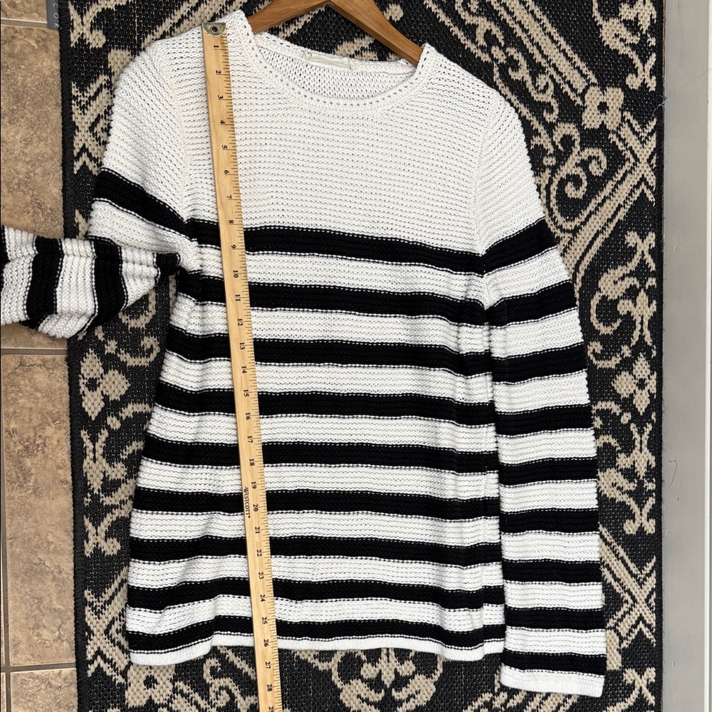 Everlane THE ORGANIC COTTON OPEN-STITCH CREW large - Picture 14 of 16